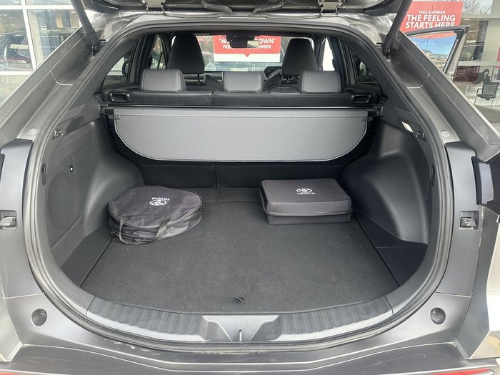 2024 Toyota BZ4X Standard AWD 71.4 kWh Li-ion batt Automatic Wagon