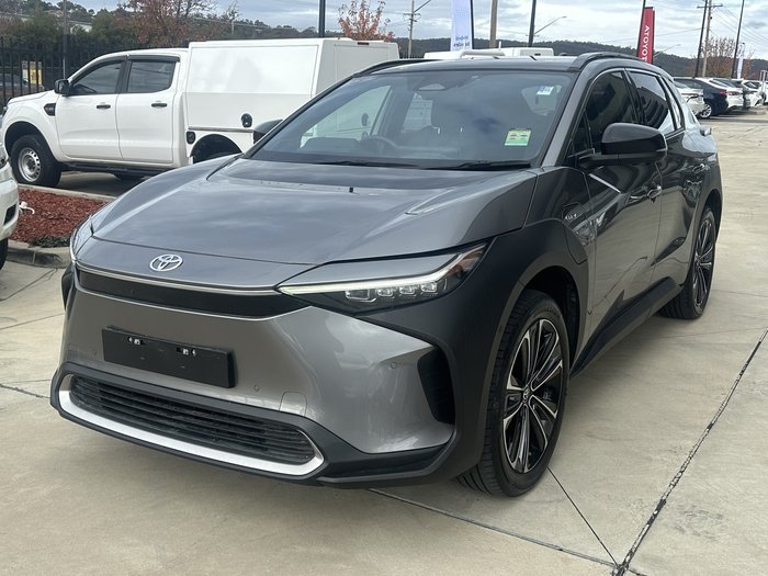 2024 Toyota BZ4X Standard AWD 71.4 kWh Li-ion batt Automatic Wagon