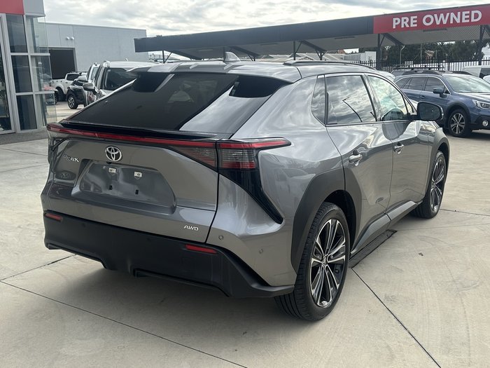 2024 Toyota BZ4X Standard AWD 71.4 kWh Li-ion batt Automatic Wagon