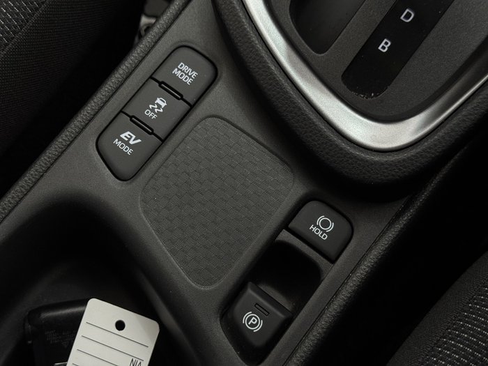 2025 Toyota Yaris Cross GXL
