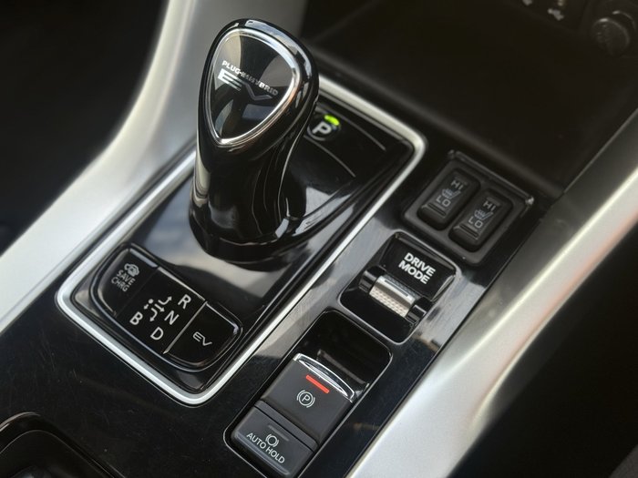 2023 Mitsubishi Eclipse Cross PHEV Exceed