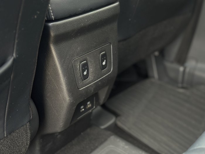 2023 Mitsubishi Eclipse Cross PHEV Exceed