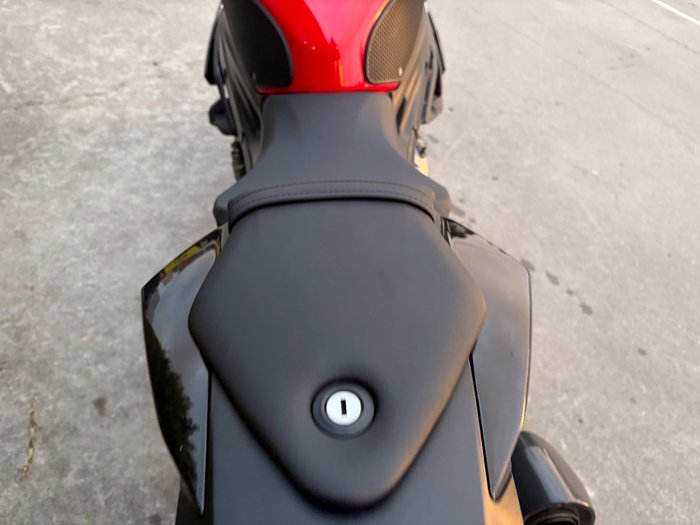 2019 BMW Motorrad S 1000 R SPORT