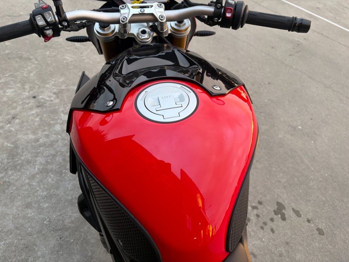 2019 BMW Motorrad S 1000 R SPORT