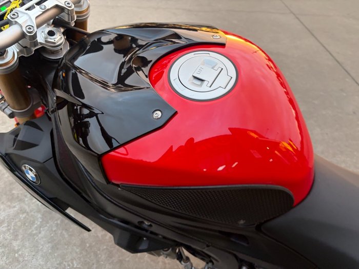 2019 BMW Motorrad S 1000 R SPORT