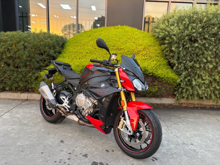 2019 BMW Motorrad S 1000 R SPORT