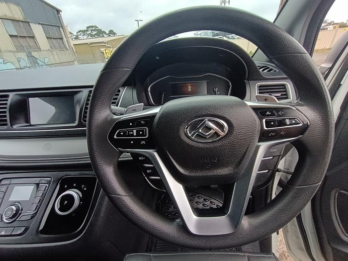 2023 LDV G10 +