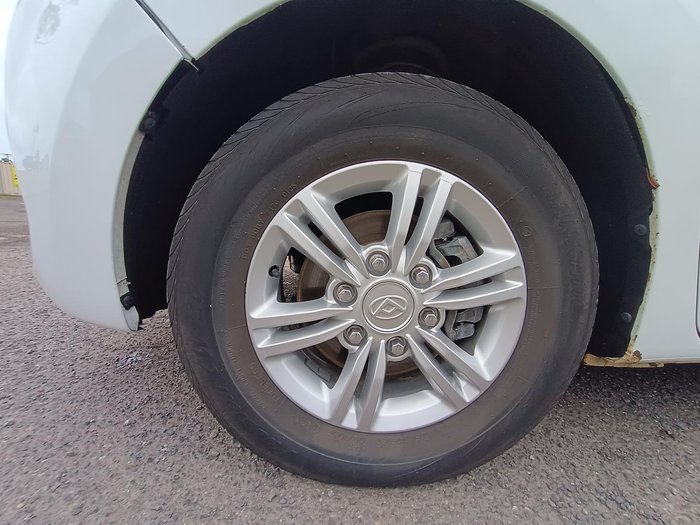 2023 LDV G10 +