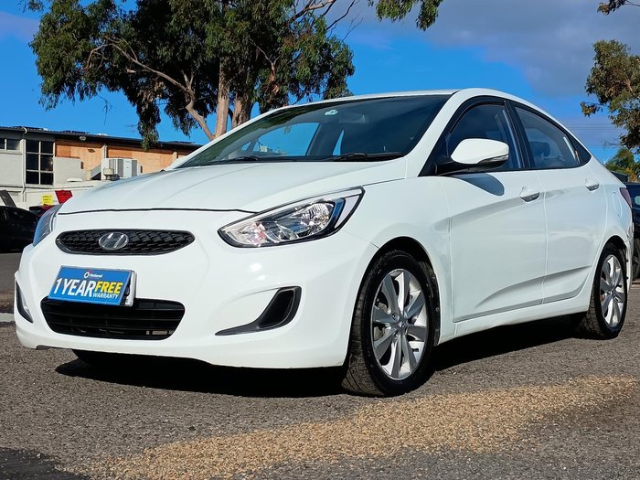2016 Hyundai Accent Active