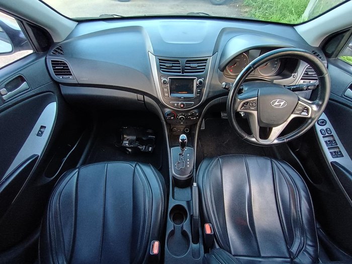 2016 Hyundai Accent Active
