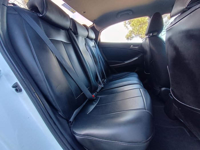 2016 Hyundai Accent Active
