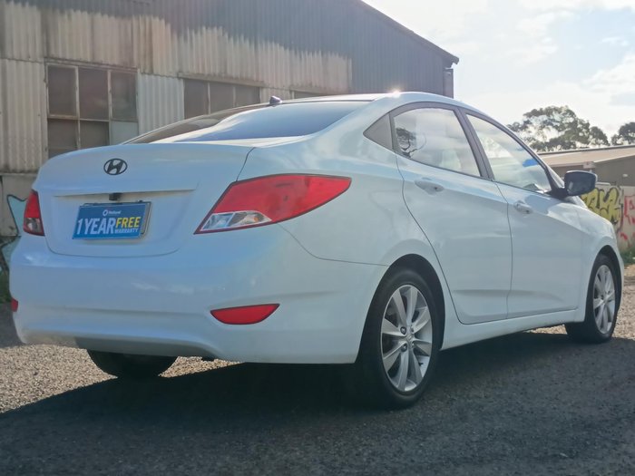 2016 Hyundai Accent Active
