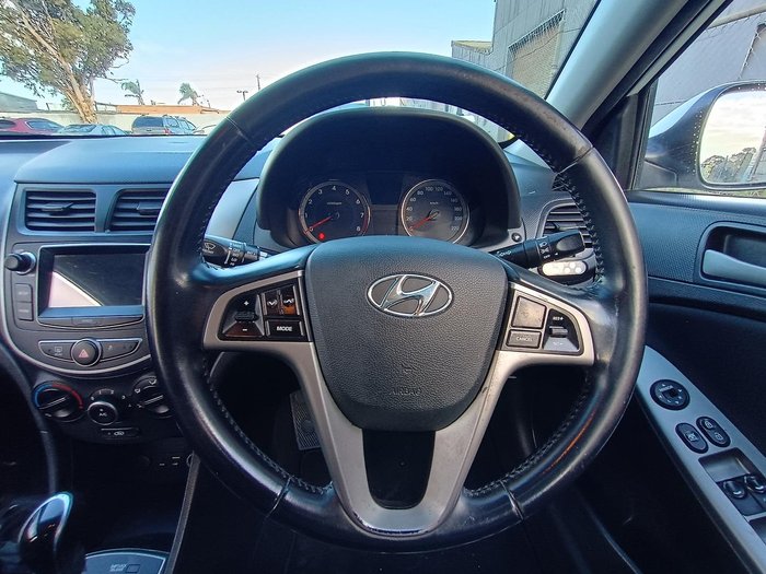 2016 Hyundai Accent Active
