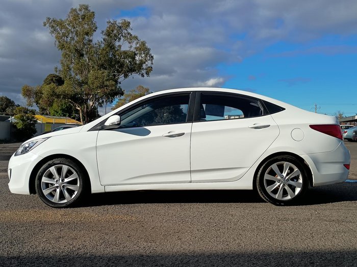 2016 Hyundai Accent Active