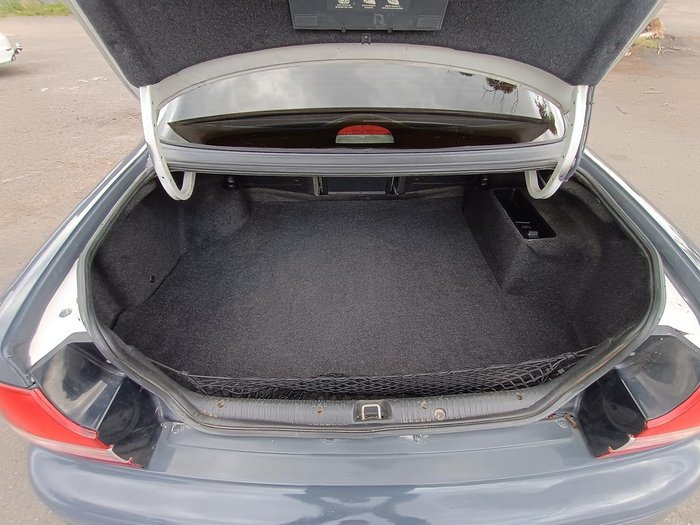 2001 Holden Statesman