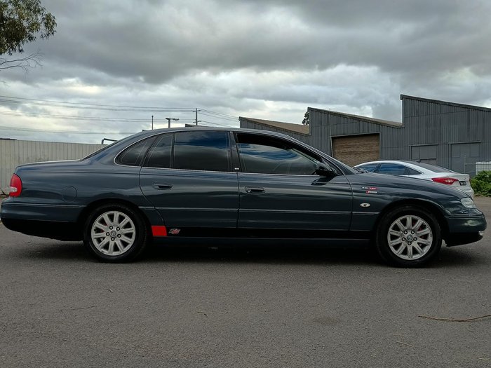2001 Holden Statesman