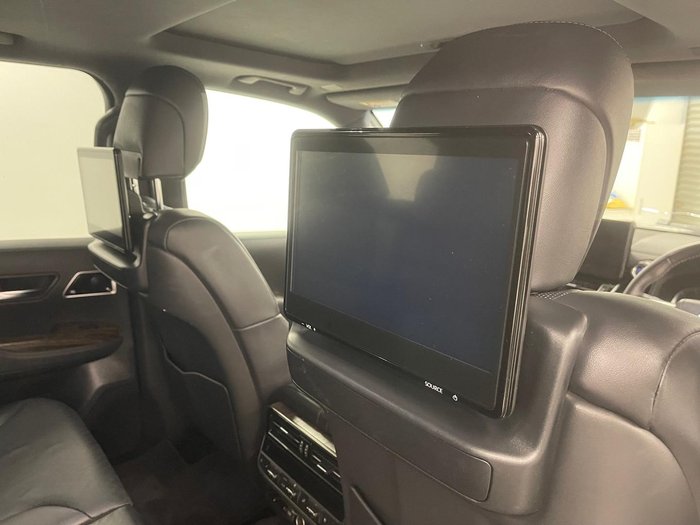 2024 Toyota Landcruiser Sahara FJA300R 4X4 Dual Range Silver Pearl