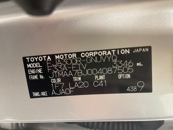 2024 Toyota Landcruiser Sahara FJA300R 4X4 Dual Range Silver Pearl