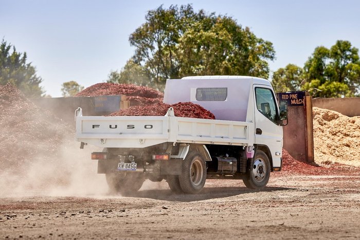 2026 Fuso Canter 615 Tipper White
