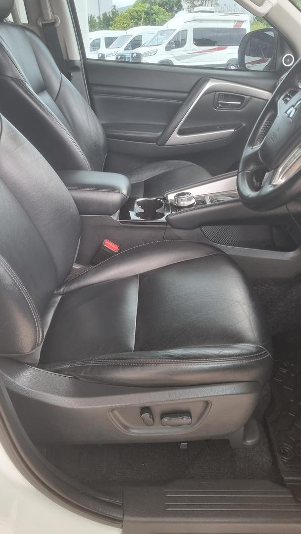 2020 Mitsubishi Pajero Sport Exceed