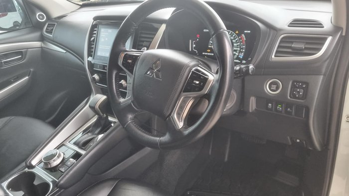 2020 Mitsubishi Pajero Sport Exceed