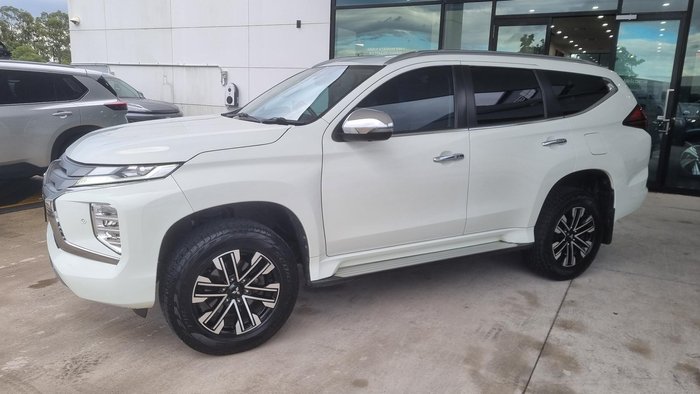 2020 Mitsubishi Pajero Sport Exceed