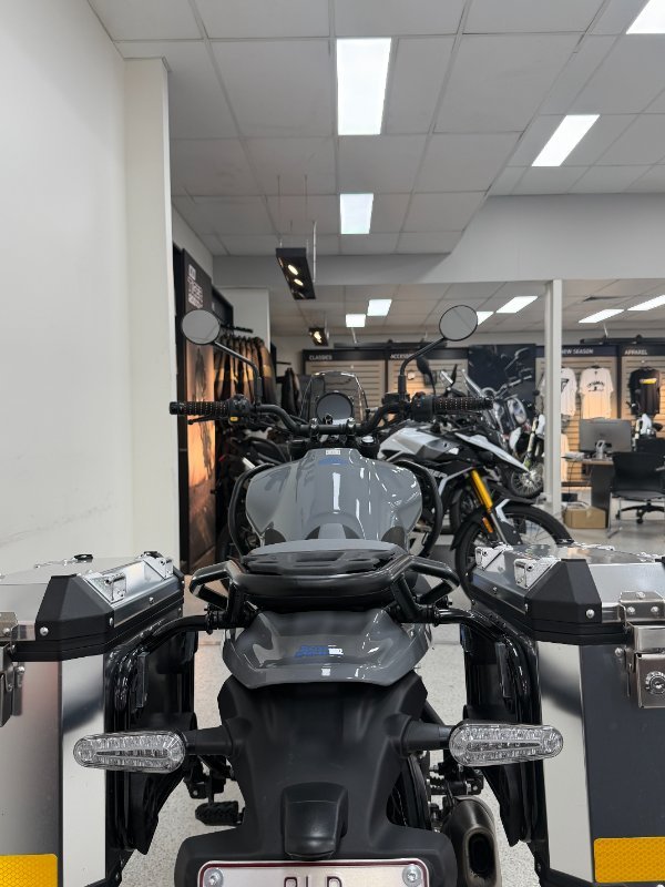 2024 Royal Enfield HIMALAYAN 450 Blue