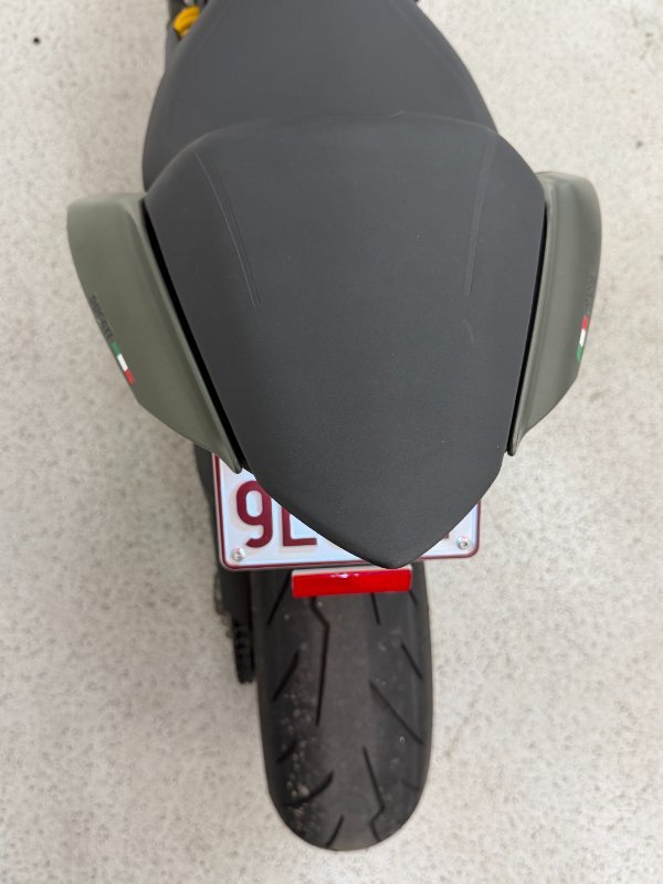2023 DUCATI STREETFIGHTER V2 Green