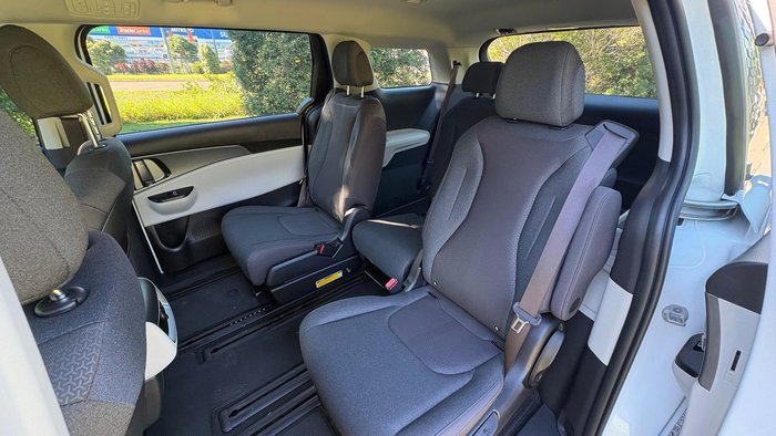 2021 Kia Carnival S