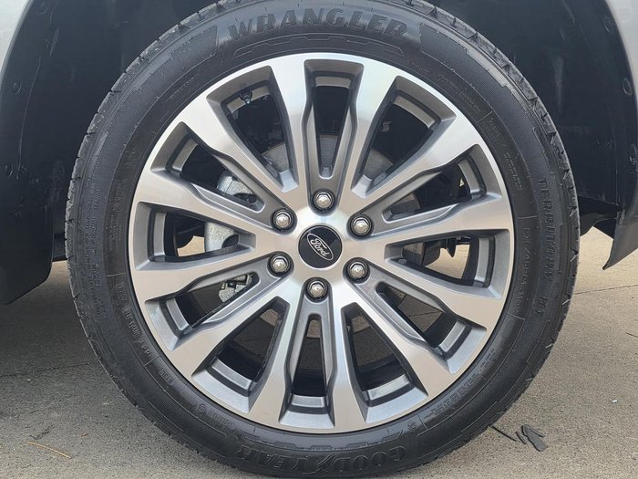 2025 Ford Everest Platinum