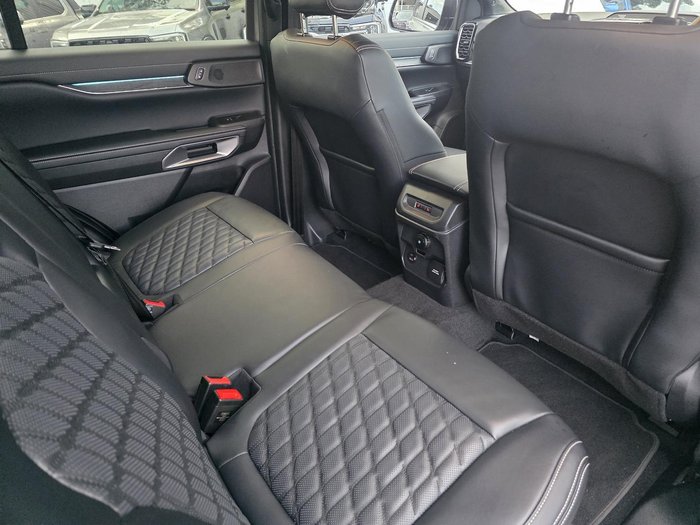 2025 Ford Everest Platinum