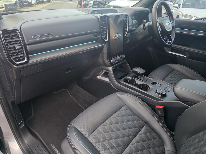 2025 Ford Everest Platinum