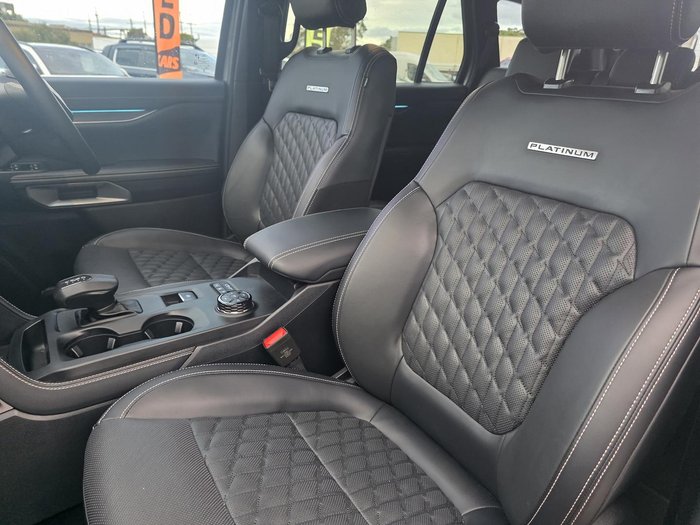 2025 Ford Everest Platinum