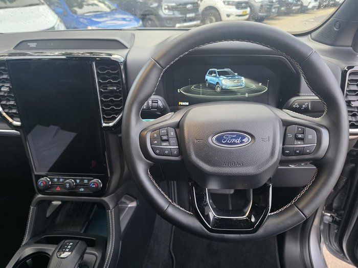 2025 Ford Everest Platinum