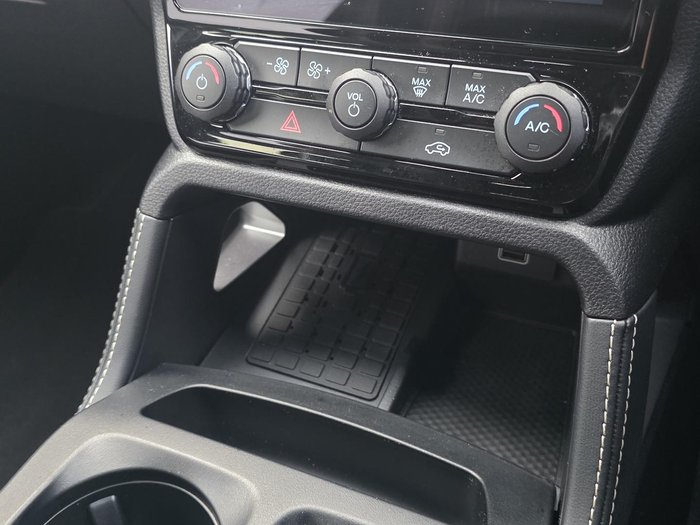 2025 Ford Everest Platinum