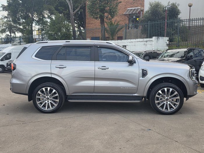 2025 Ford Everest Platinum