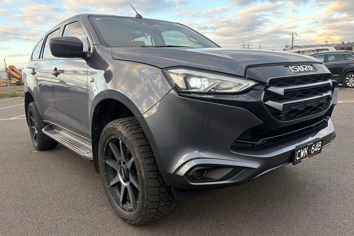 2023 Isuzu MU-X LS-M