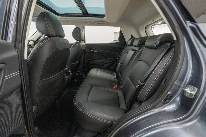 2025 Mahindra XUV3XO AX7L
