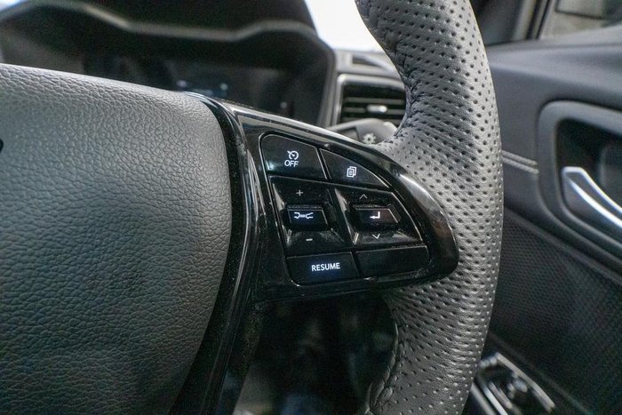 2025 Mahindra XUV3XO AX7L