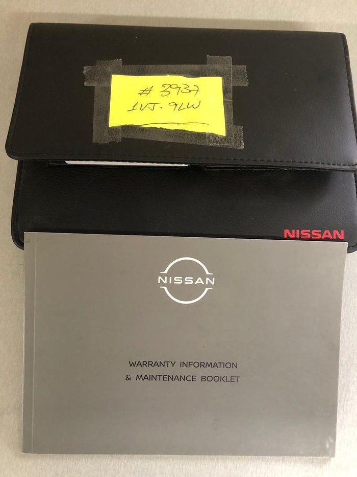 2022 Nissan Navara ST