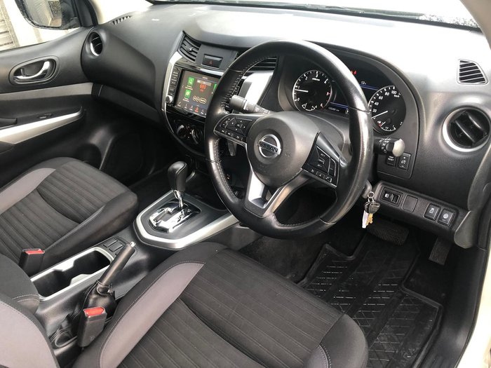 2022 Nissan Navara ST