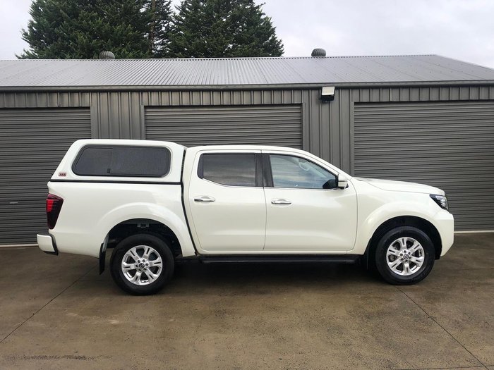 2022 Nissan Navara ST