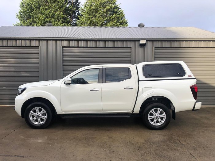 2022 Nissan Navara ST