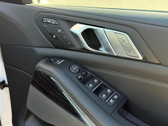 2026 BMW X7 xDrive40i M Sport