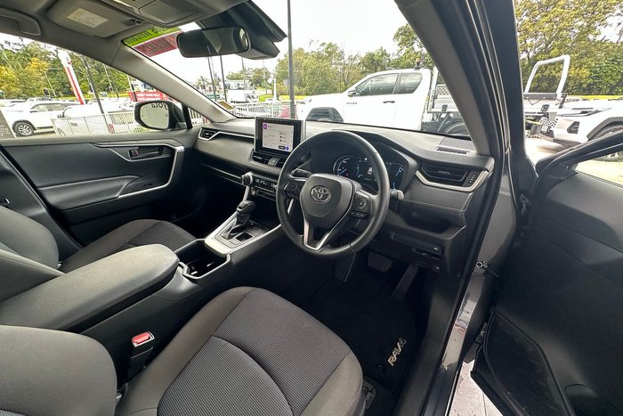 2025 Toyota RAV4 GX
