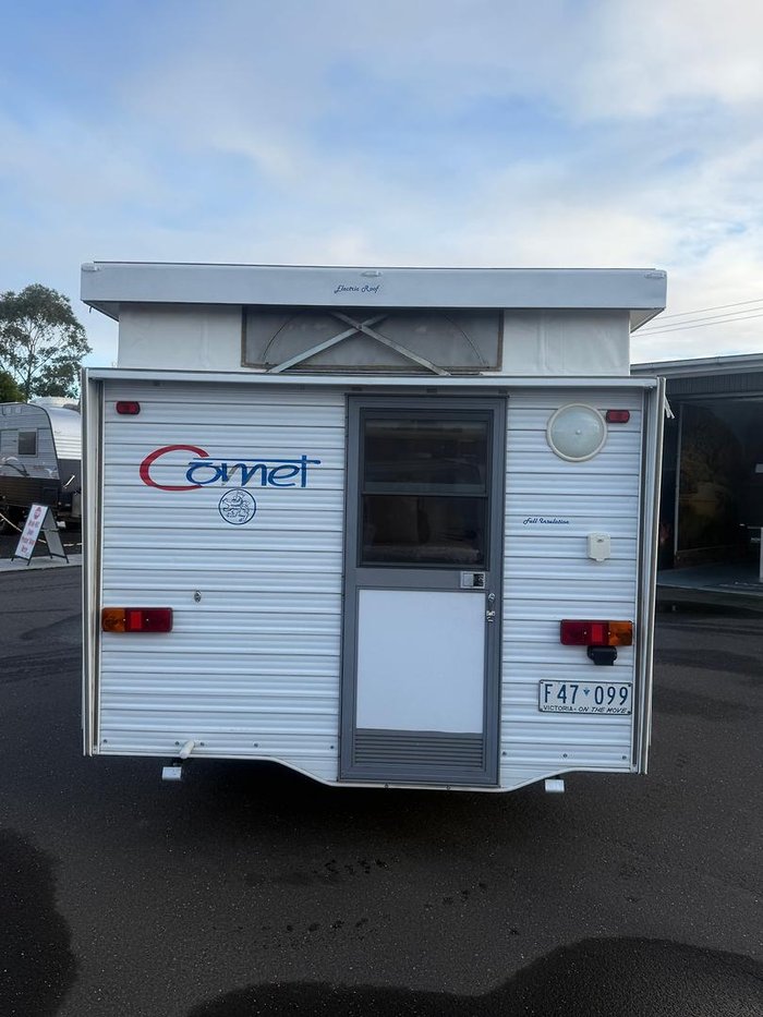 1997 Royal Flair Comet 16' ( 5.0M )