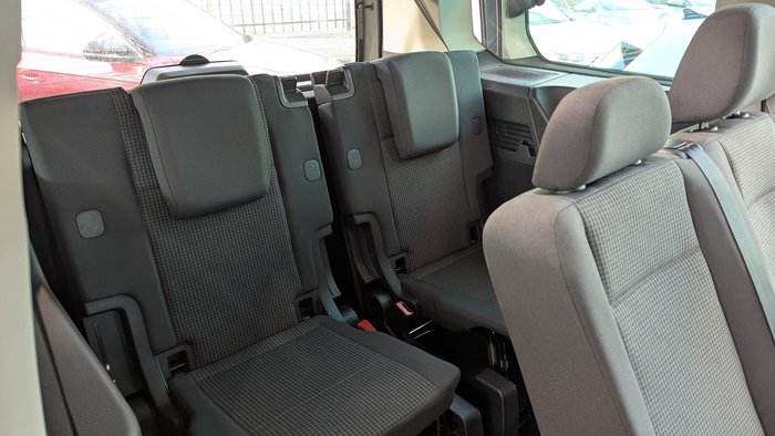 2025 Volkswagen Caddy TDI320 5 MY25 Pure Grey