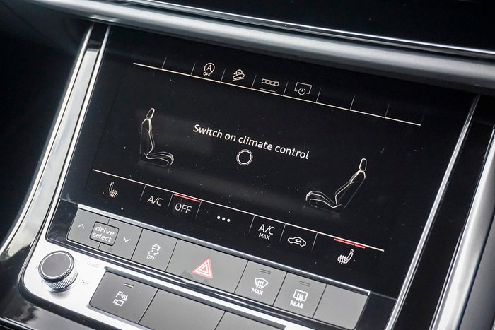 2025 Audi Q7 TFSI 185kW S line edition