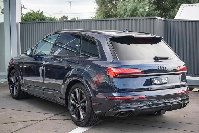 2025 Audi Q7 TFSI 185kW S line edition