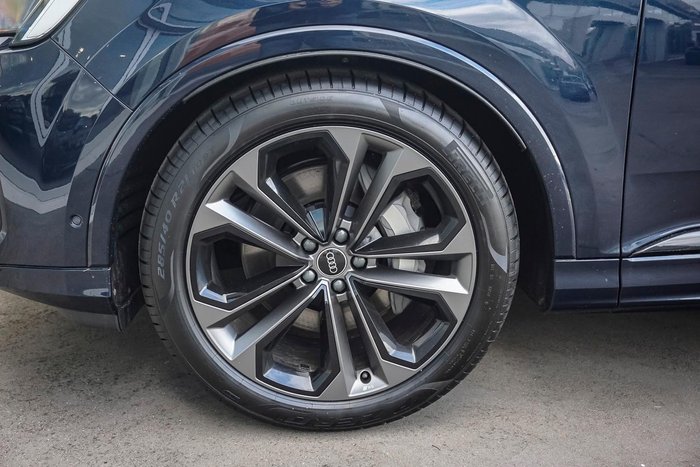 2025 Audi Q7 TFSI 185kW S line edition